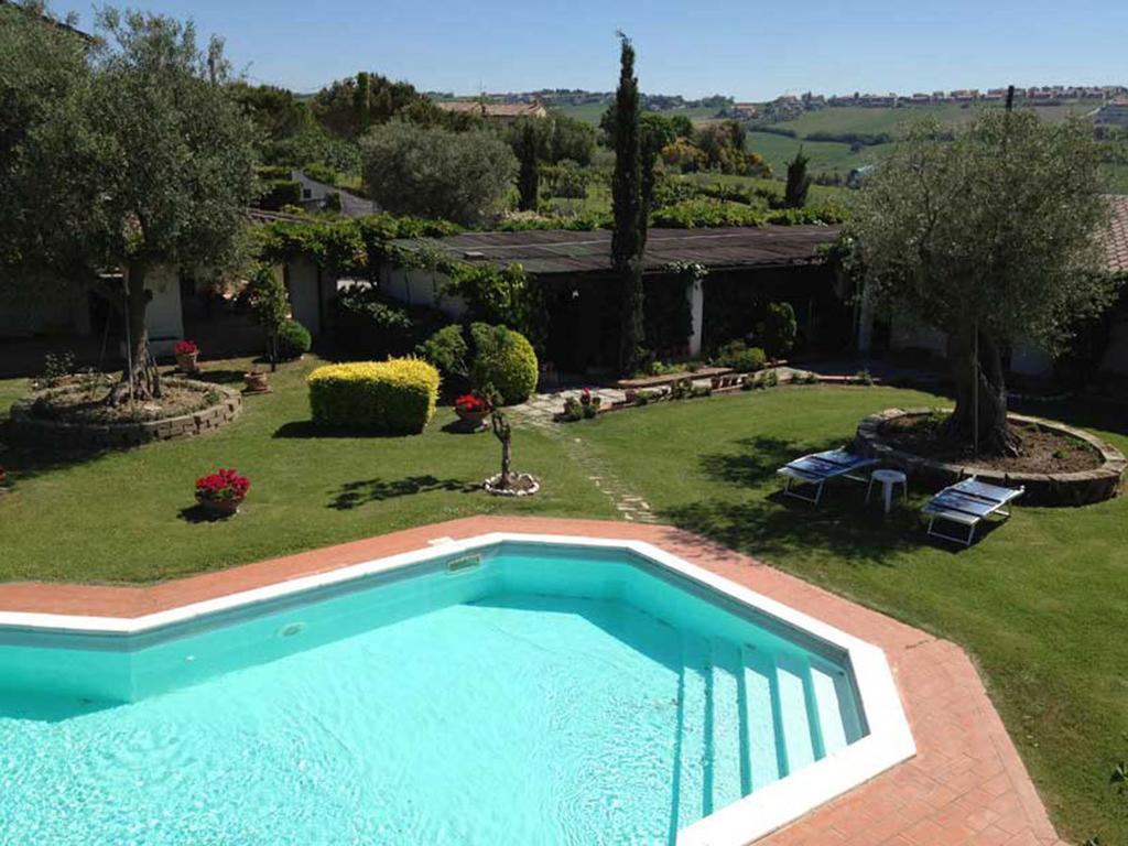 Villa Dolcevita San Costanzo Kültér fotó