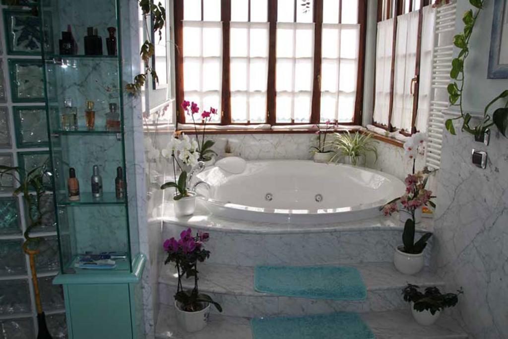 Villa Dolcevita San Costanzo Szoba fotó